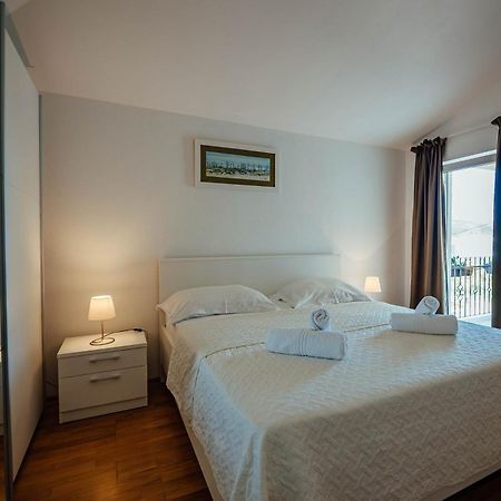 Villa Latica Donji Prolozac ภายนอก รูปภาพ