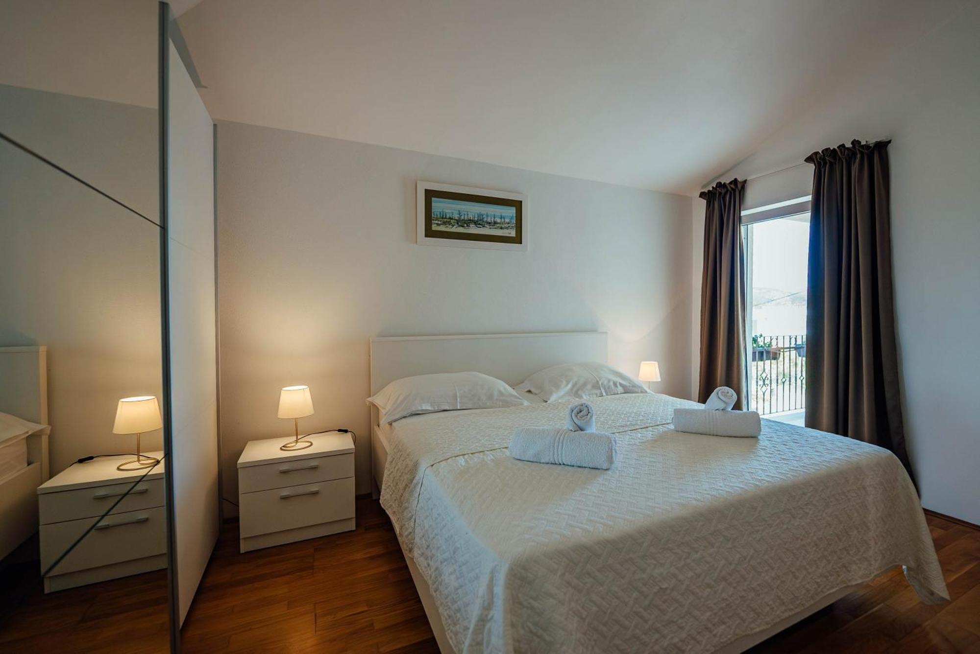 Villa Latica Donji Prolozac ภายนอก รูปภาพ