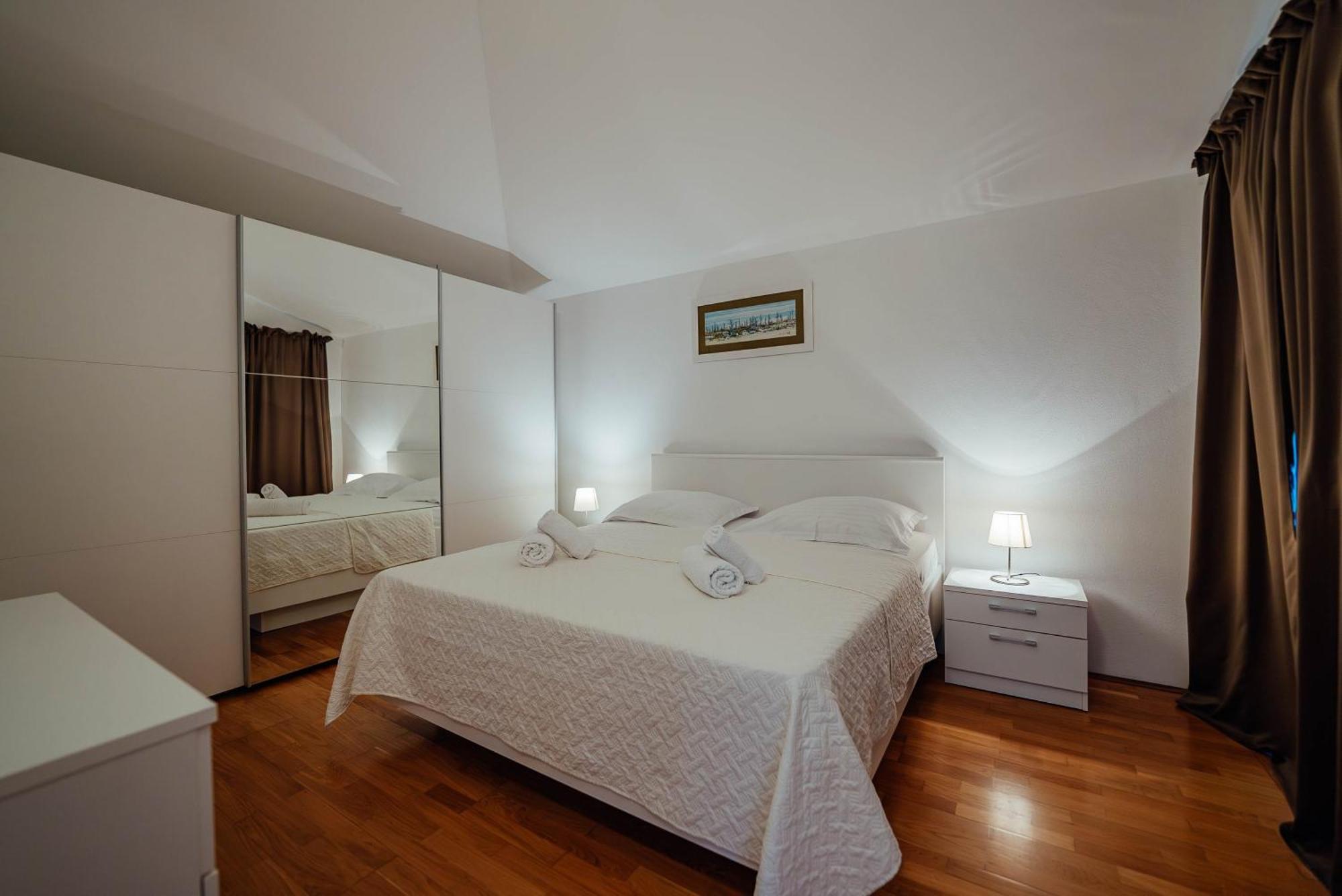 Villa Latica Donji Prolozac ภายนอก รูปภาพ