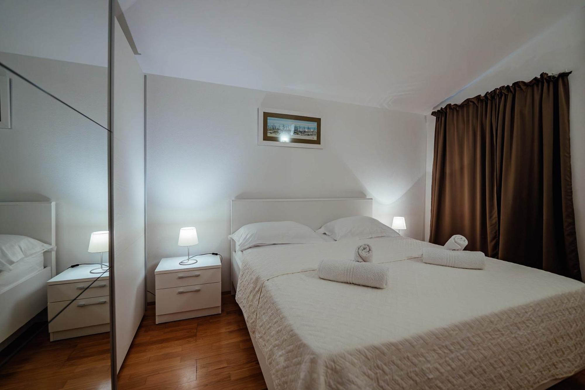 Villa Latica Donji Prolozac ภายนอก รูปภาพ