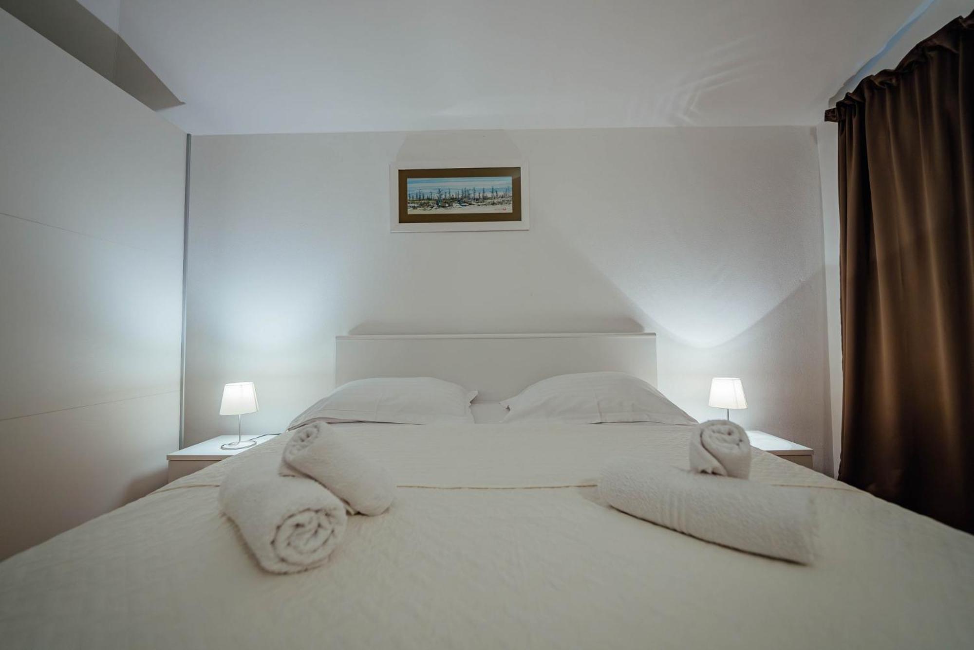 Villa Latica Donji Prolozac ภายนอก รูปภาพ