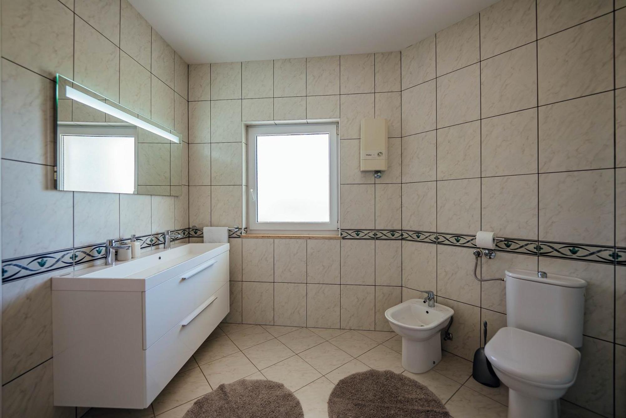 Villa Latica Donji Prolozac ภายนอก รูปภาพ